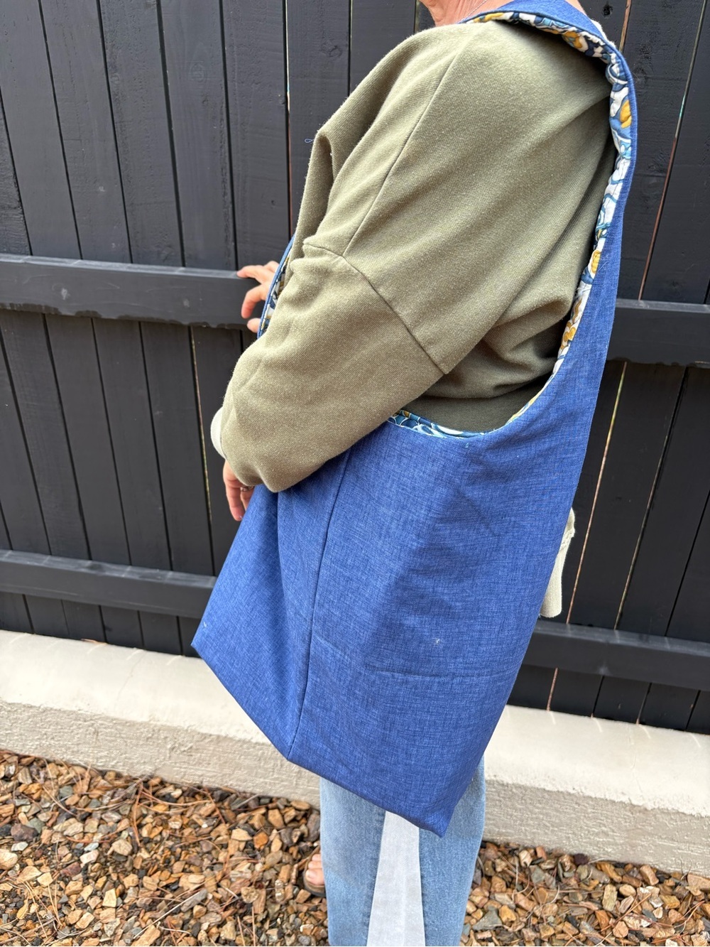 Upcycled Quilted Blue Tote Bag – Spacious Everyday Shoulder Bag - Picture 2 of 4